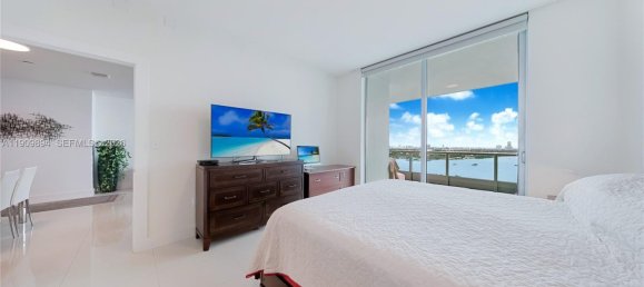 3 dormitorios propiedad comercial en venta en Miami, Miami-Dade, Florida, USA № 614851 8