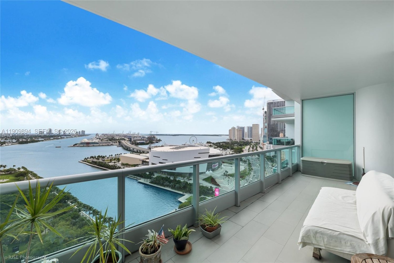 3 dormitorios propiedad comercial en venta en Miami, Miami-Dade, Florida, USA № 614851