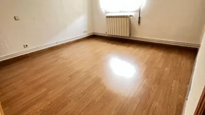 2 bedrooms Apartment in Madrid, Spain No. 262110