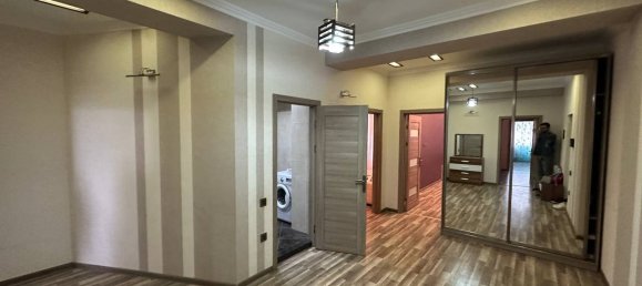 4 chambres Appartement à Khatay, Azerbaijan No. 1639 2