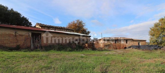5 rooms House in Siena, Italy No. 141319 4