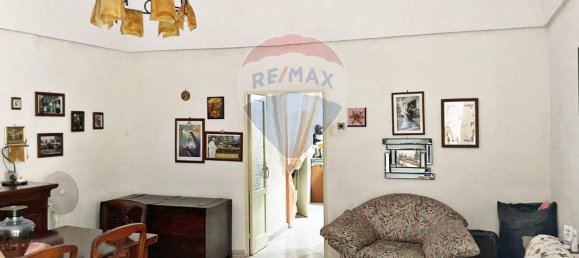 5 rooms House in Toritto, Italy No. 22354 4