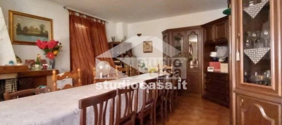 3 bedrooms Villa in Monte Cremasco, Italy No. 318863 4