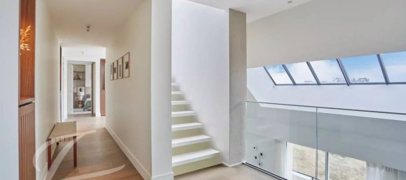 4 bedrooms Duplex in Paris, France No. 179454 10