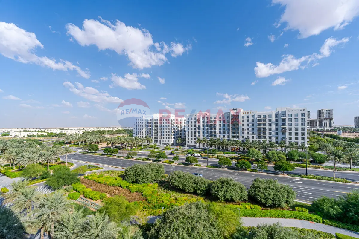 2 bedrooms Apartment in Town Square, UAE No. 53942