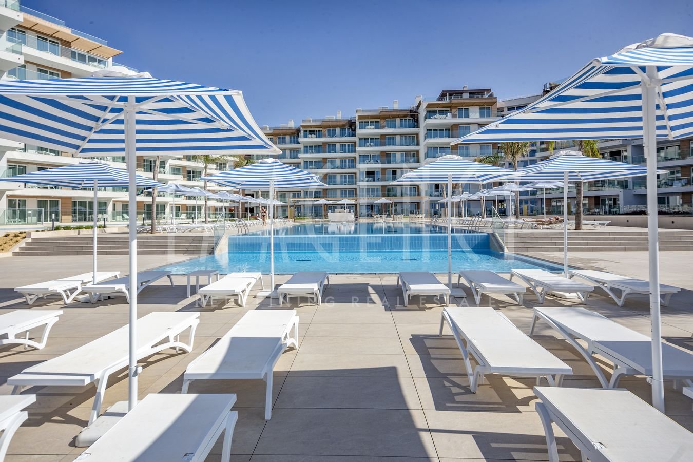 2 غرف نوم شقة في Quarteira, Portugal رقم 128256