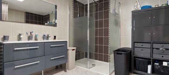 3 bedrooms Villa in Douai, France No. 66463 6