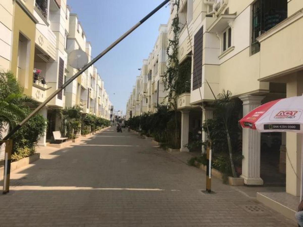 2 bedrooms House in Chennai, India No. 47679