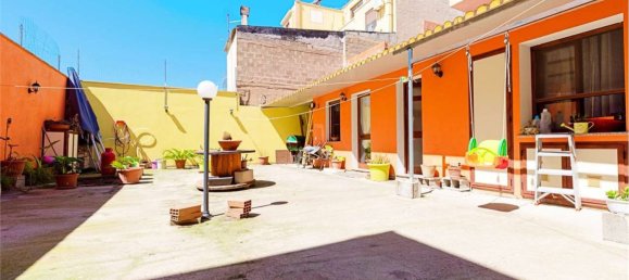 4 rooms Apartment in Quartu Sant'Elena, Italy No. 202444 2