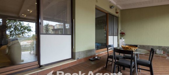 5 bedrooms Apartment in Catanzaro, Italy No. 302563 8