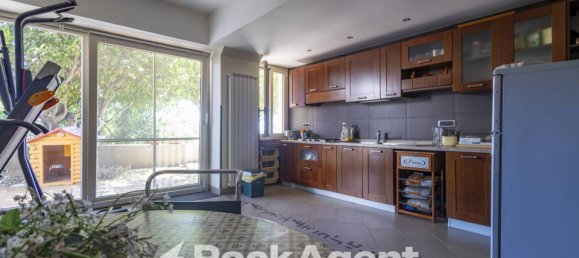 5 bedrooms Apartment in Catanzaro, Italy No. 302563 4