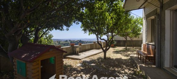 5 bedrooms Apartment in Catanzaro, Italy No. 302563 2