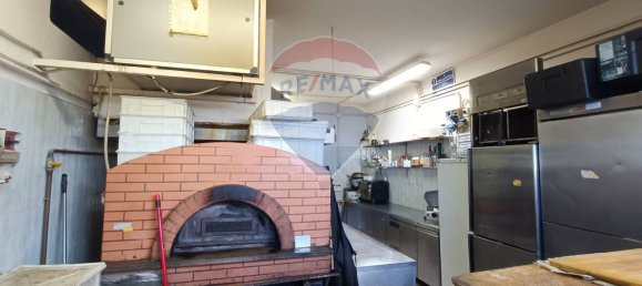 2-Zimmer Gewerbliche Immobilie in Perugia, Italy, Nr. 362060 11