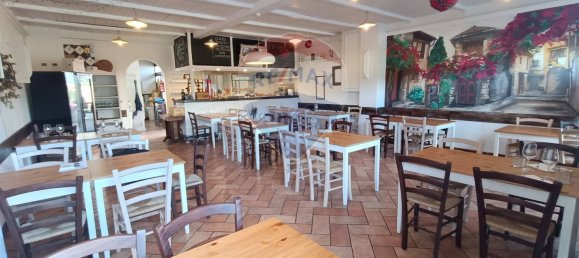 2-Zimmer Gewerbliche Immobilie in Perugia, Italy, Nr. 362060 9