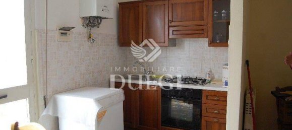 Квартира с 2 спальнями в Виареджо, Италия № 214351 5