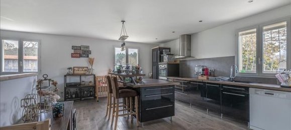 3 bedrooms House in Mios, France No. 276695 3