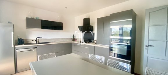 5 Schlafzimmer Villa in Allegre-les-Fumades, France, Nr. 281987 6