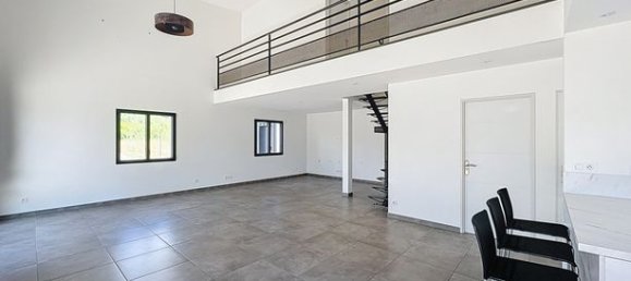 3 chambres Maison à Charmes-sur-Rhône, France No. 307573 9