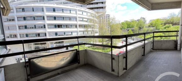 Apartamento de 3 dormitorios en Paris, France No. 181865 2