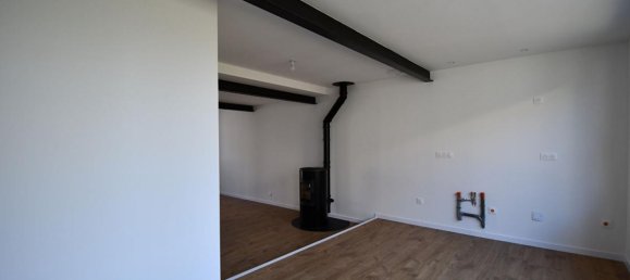 3 bedrooms House in Le Pallet, France No. 98323 6