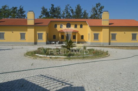 9 bedrooms House in Palmela, Portugal No. 124735