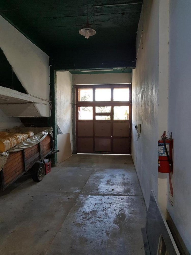 291m² Commercial property in Vicente Lopez, Argentina No. 22607