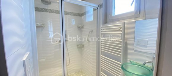 3 bedrooms House in Montelimar, France No. 206578 6