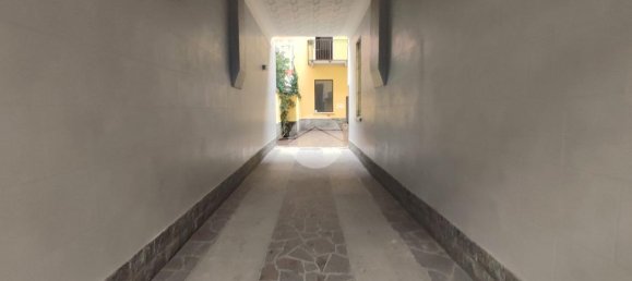 3-Zimmer Wohnung in Milan, Italy, Nr. 246347 4