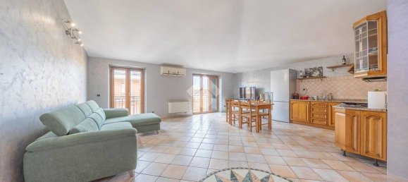 2 bedrooms Apartment in Rome, Italy No. 276363 6