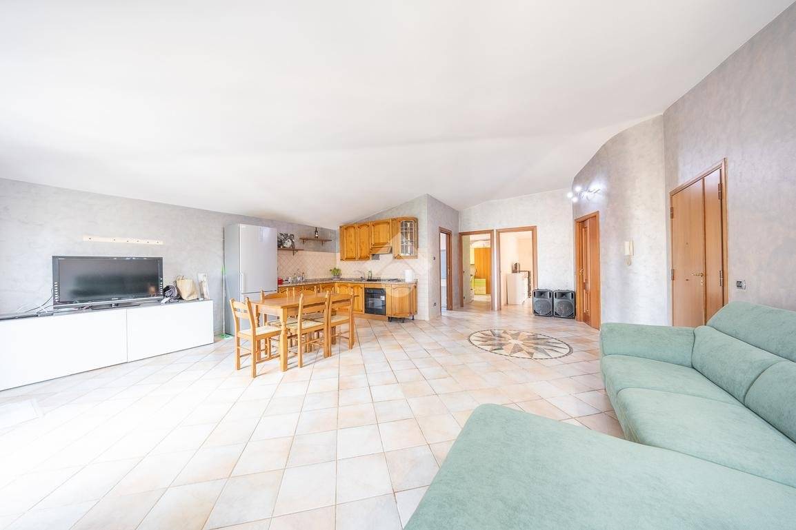 2 bedrooms Apartment in Rome, Italy No. 276363