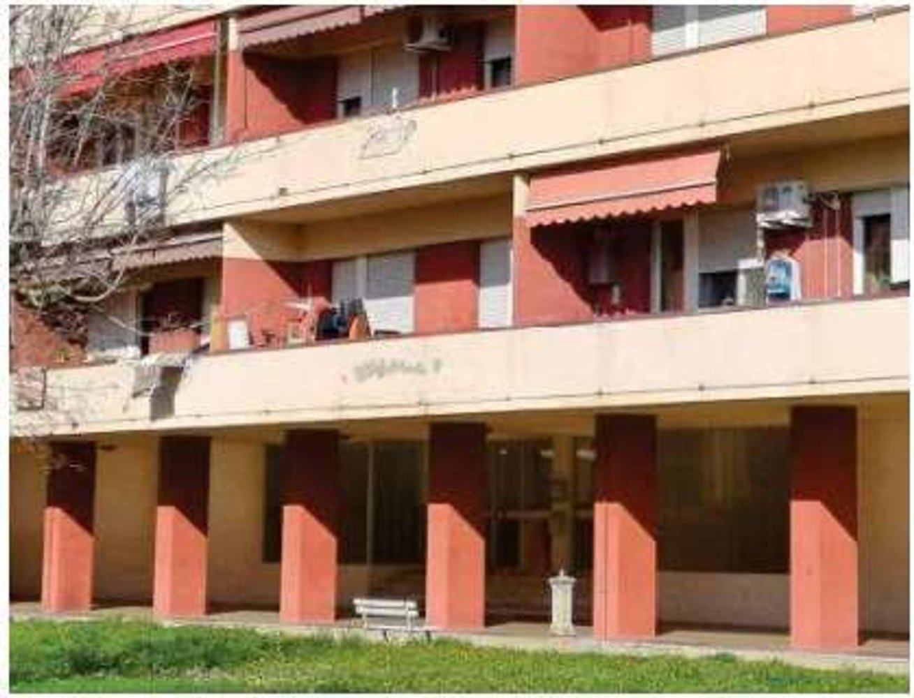 2غرفة شقة في Voghera, Italy رقم 97483