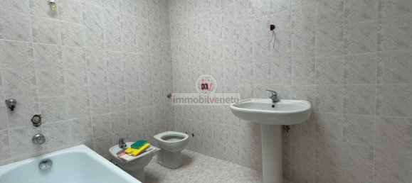 Duplex T7 em Montebello Vicentino, Italy N.º 337946 26