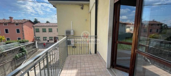 Duplex T7 em Montebello Vicentino, Italy N.º 337946 7