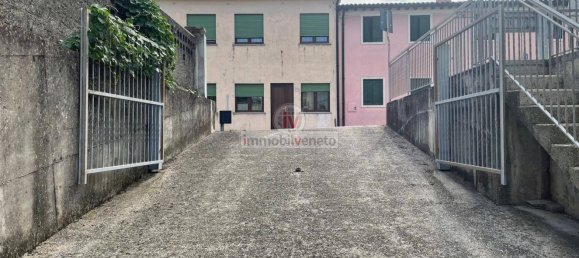 Duplex T7 em Montebello Vicentino, Italy N.º 337946 28