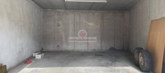 Duplex T7 em Montebello Vicentino, Italy N.º 337946 30