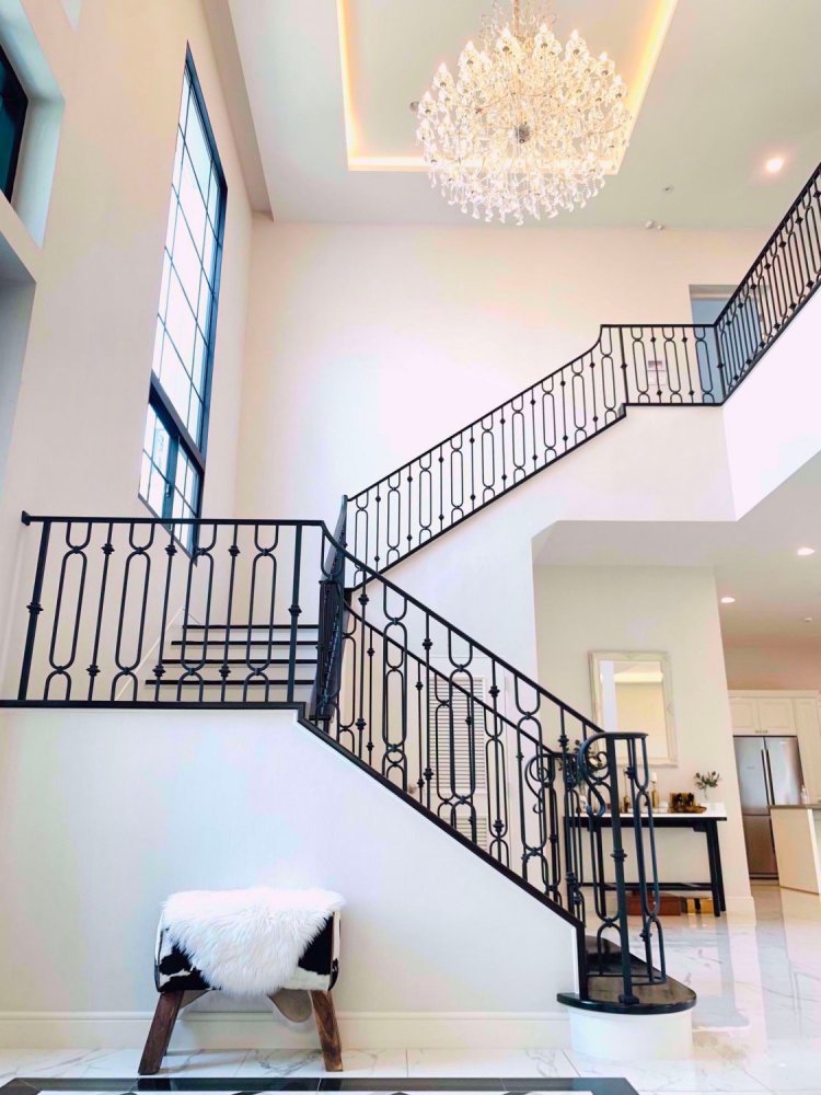 4 bedrooms House in Suan Luang, Thailand No. 10492