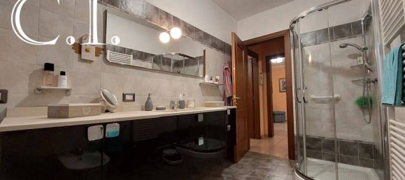 5 غرف نوم شقة في Cairo Montenotte, Italy رقم 186343 12