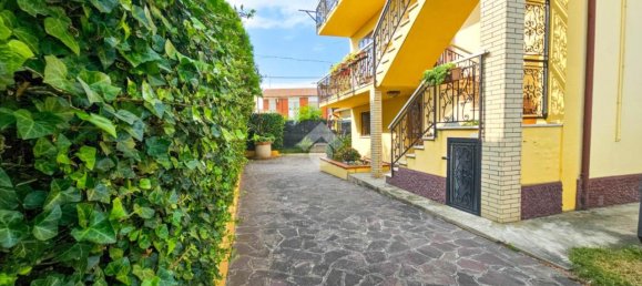 5-salle Maison à Ferrara, Italy No. 146100 3