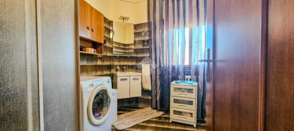 5-salle Maison à Ferrara, Italy No. 146100 28