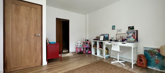 4 bedrooms Bungalow in Bangkok, Thailand No. 8409 13