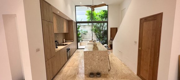 4 bedrooms Bungalow in Bangkok, Thailand No. 8409 22