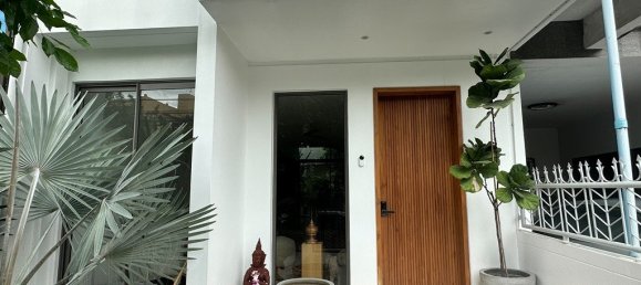 4 bedrooms Bungalow in Bangkok, Thailand No. 8409 23
