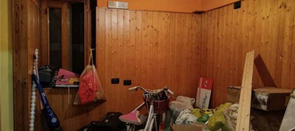 6 bedrooms Villa in Marigliano, Italy No. 371820 4