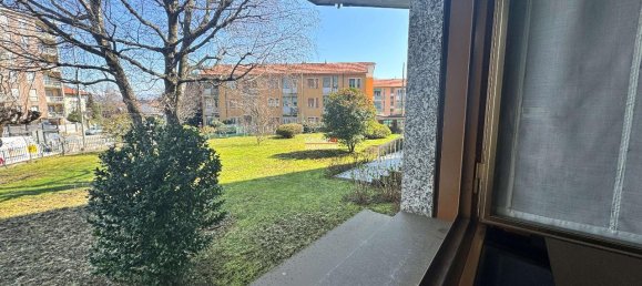 Квартира с 2 комнатами в Вербания, Италия № 15131 6