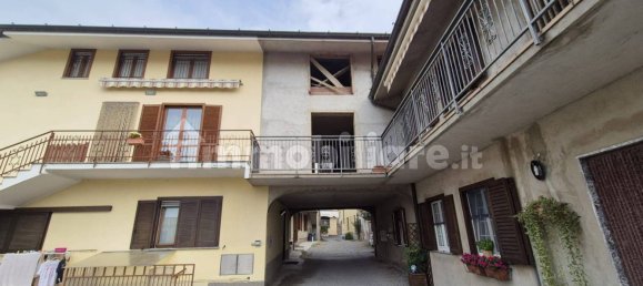 3 bedrooms House in Figino Serenza, Italy No. 308336 21