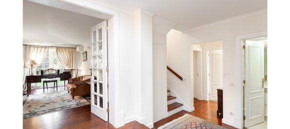 Villa de 3 dormitorios en Cascais, Portugal No. 110659 11