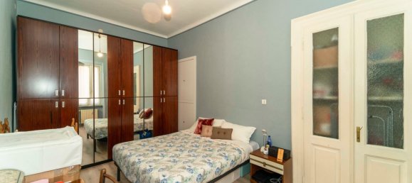 9 bedrooms Apartment in Turin, Italy No. 320478 10