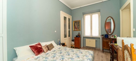 9 bedrooms Apartment in Turin, Italy No. 320478 12