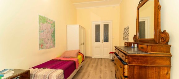 9 bedrooms Apartment in Turin, Italy No. 320478 14