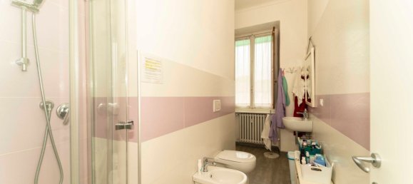 9 bedrooms Apartment in Turin, Italy No. 320478 21